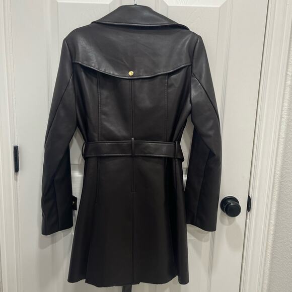 Via Spiga Chocolate Brown Vegan Leather Trench Coat Size Medium Belted Classic - Picture 4 of 16